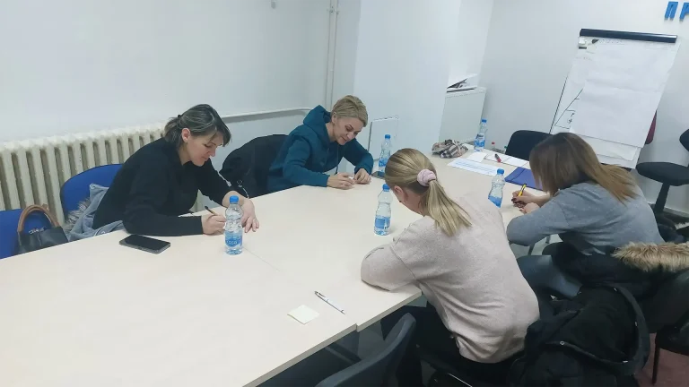 PSIHOLOŠKA-RADIONICA-NISTE-SAMI-3-1