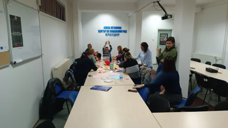 PSIHOLOŠKA-RADIONICA-NISTE-SAMI-5-7