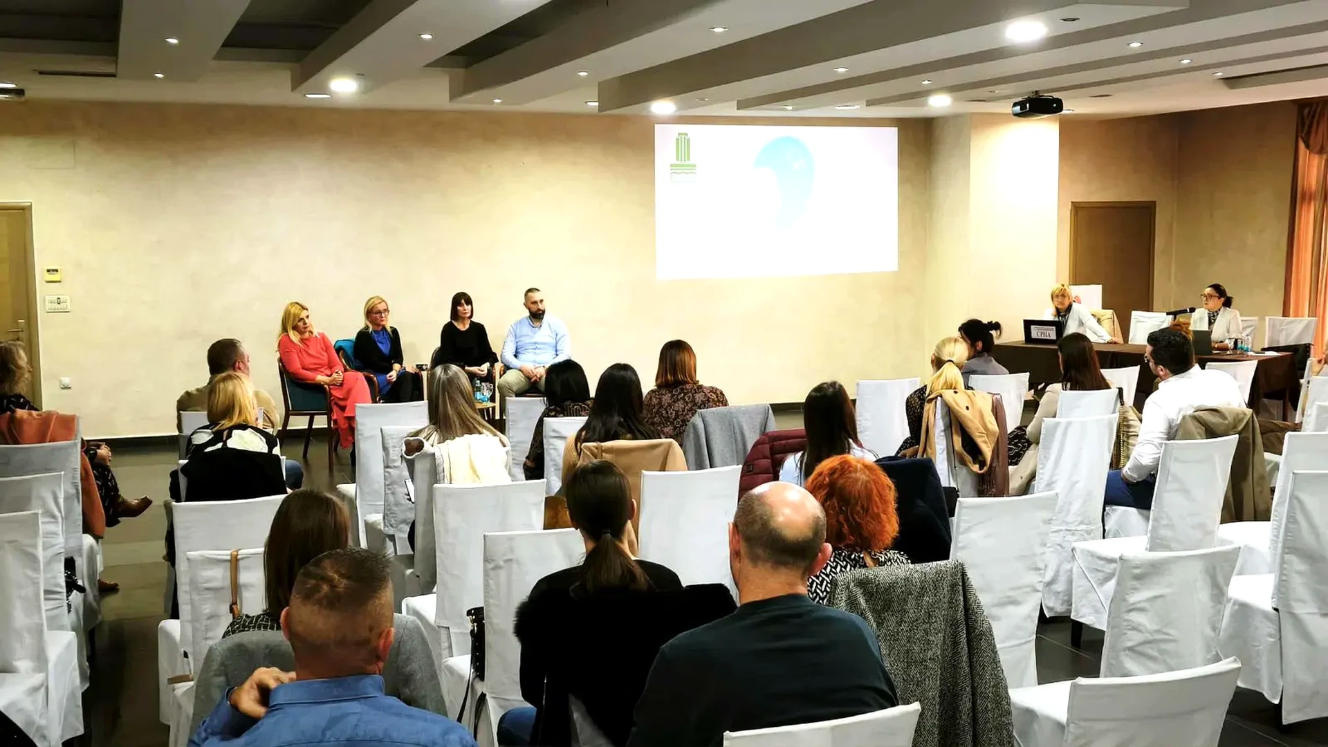 PANEL-2025-09_processed